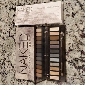 NIB Urban Decay Eye Palette